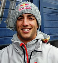 220px-Daniel_Ricciardo_2011